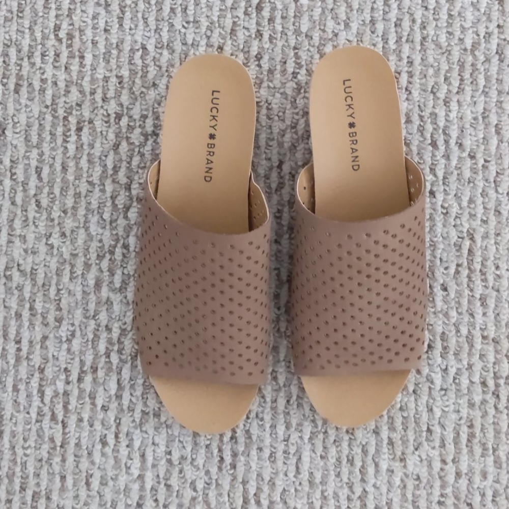 Lucky Brand Wedge Shoes Size 10 EUC